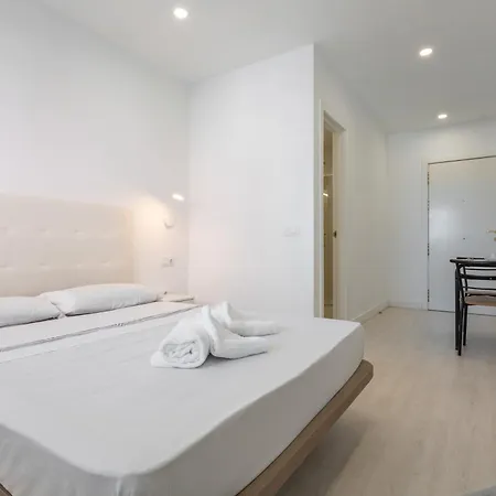 Martianez Luxury Vista 度假居 *