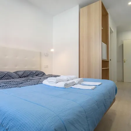 Martianez Luxury Vista 度假居 *